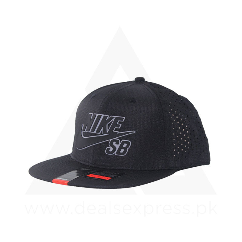 Nk SB Cap - Black A0370
