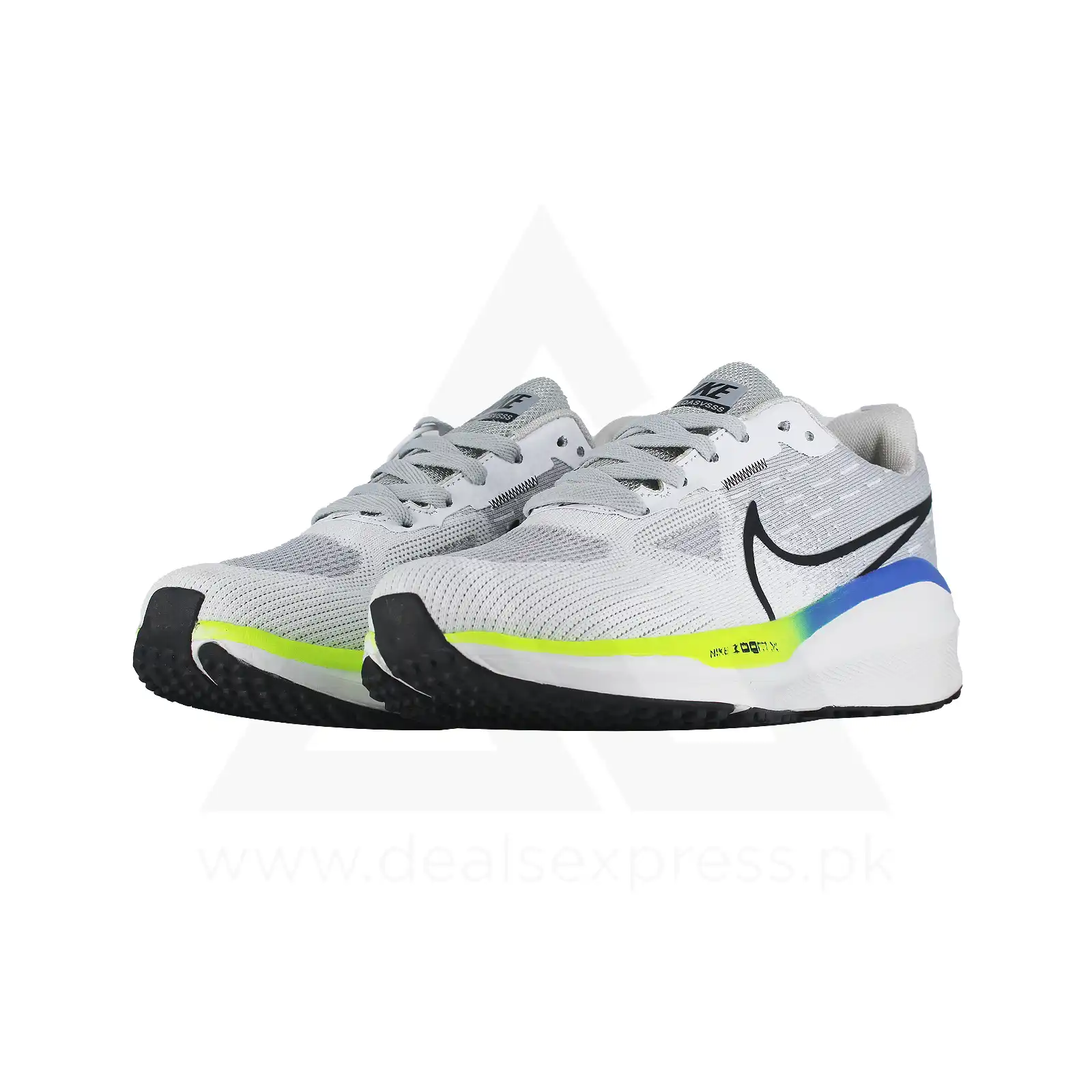 NK Zoom Vomero 17 - Light Grey