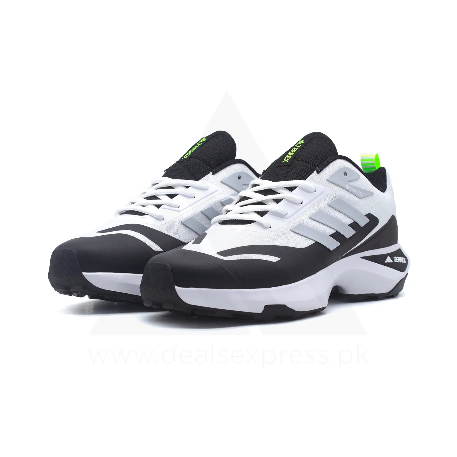 Adi Terrex Gore-Tex - White Duo