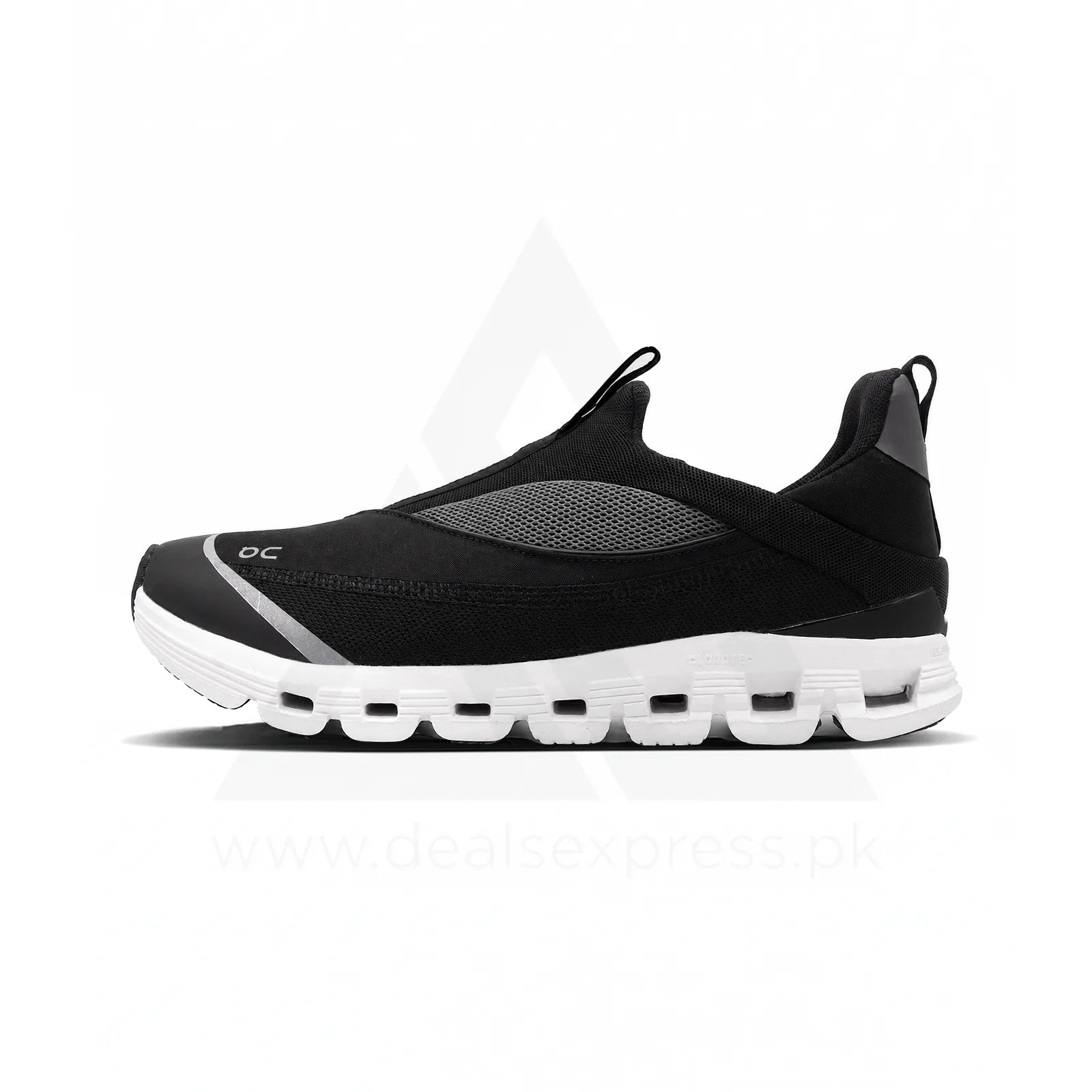 Cloud X4 Slip On - Black Duo