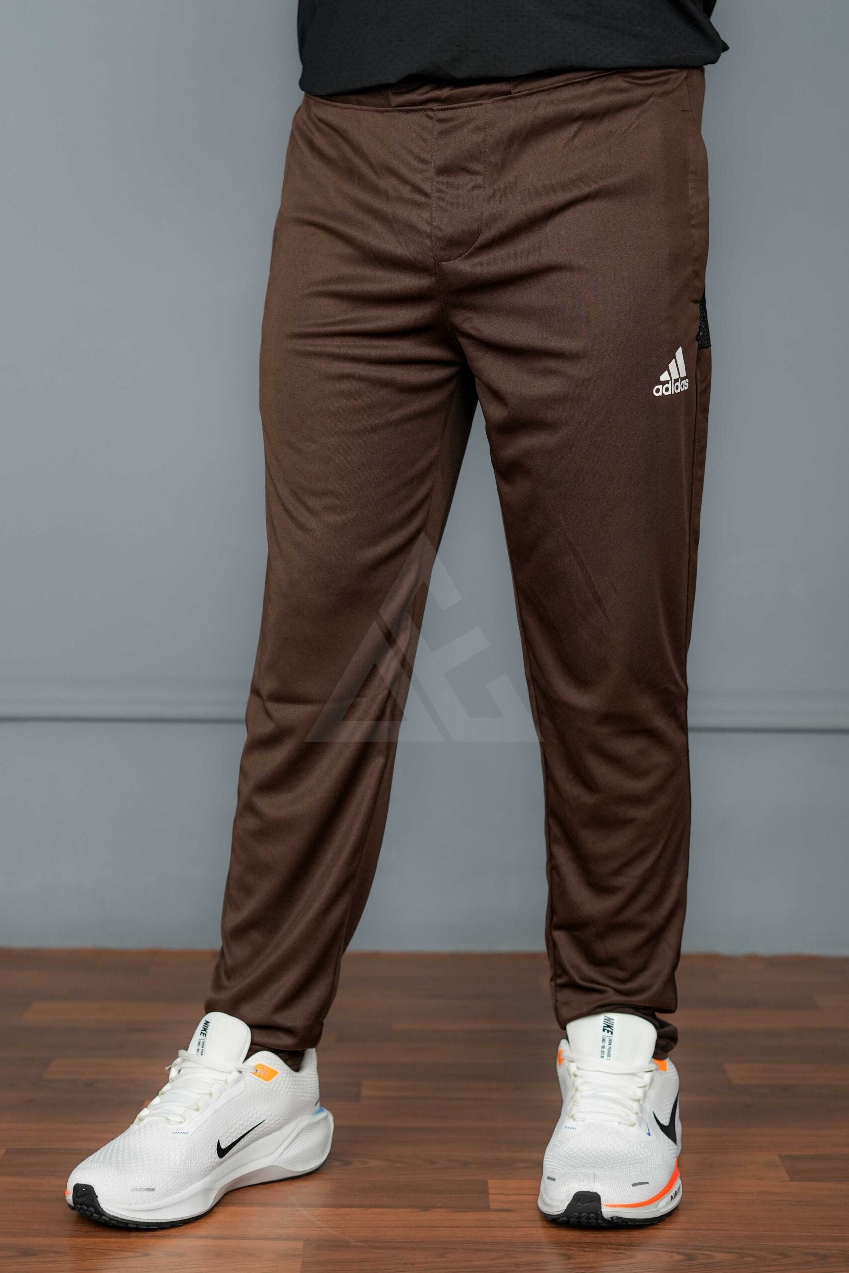 Adi Poli Trouser - Brown