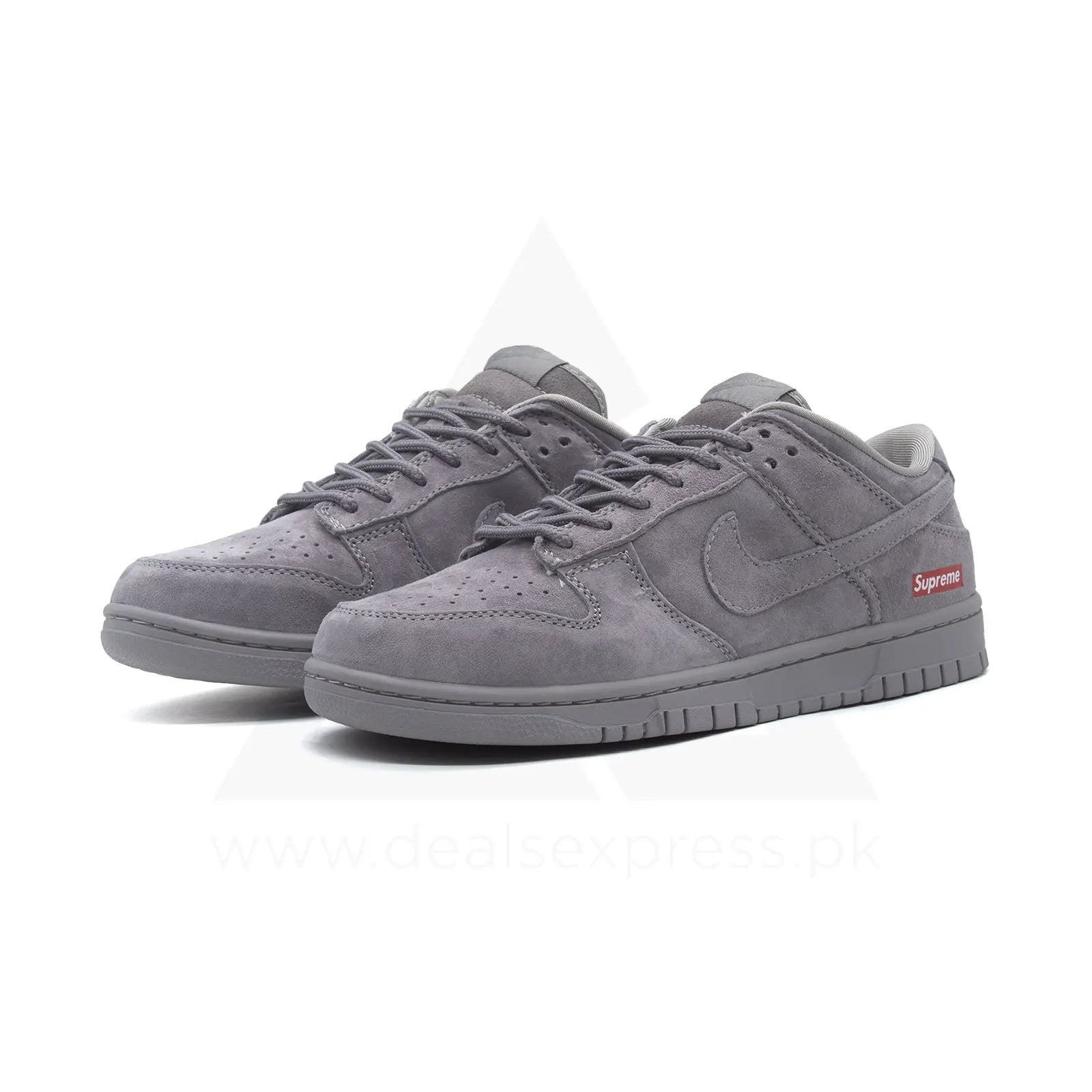 NAJ Dunk Low x Supreme - Grey