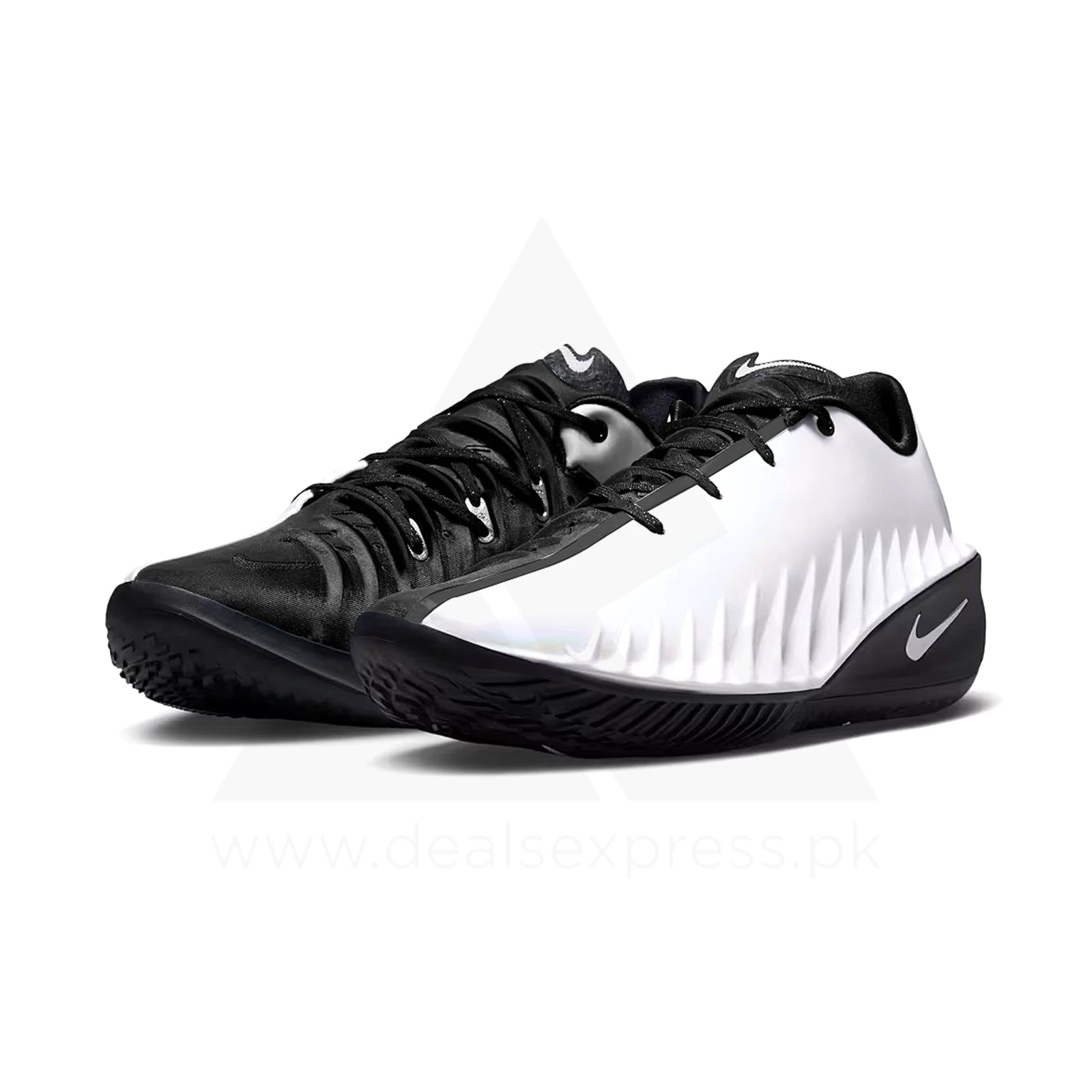 Nk GT Cut 4 - White Black