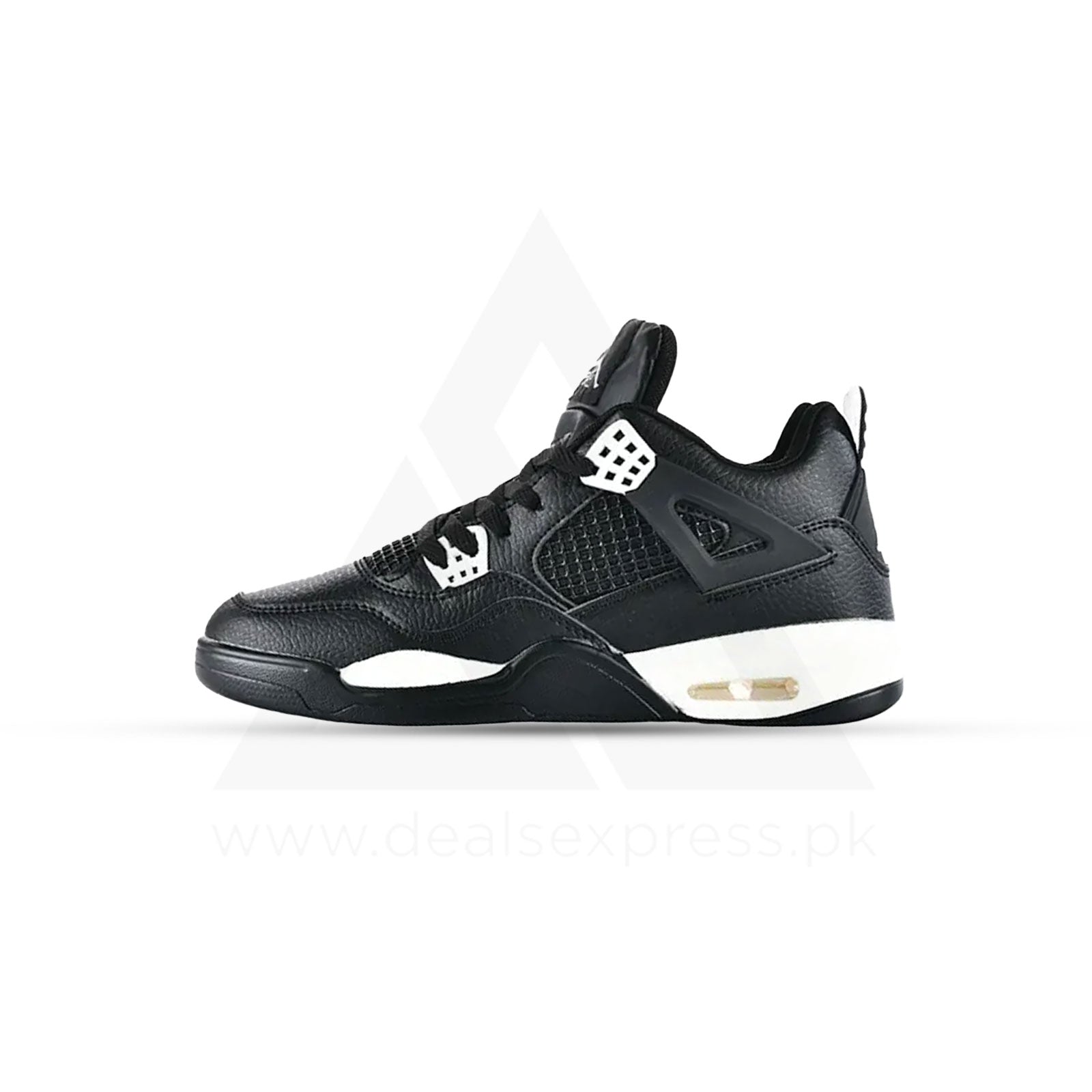 Naj 4 - Black White