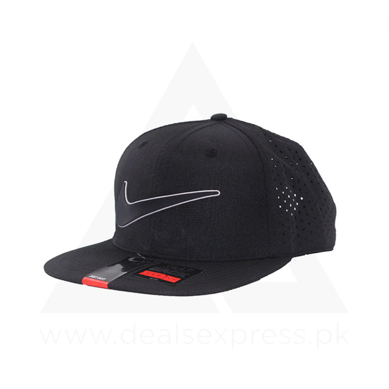 NK Rbr Cap - Black White A0400