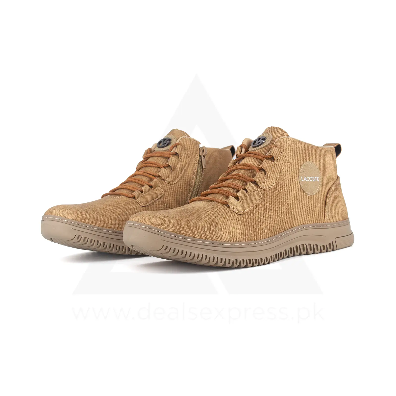 Lcste Trainer High – Camel