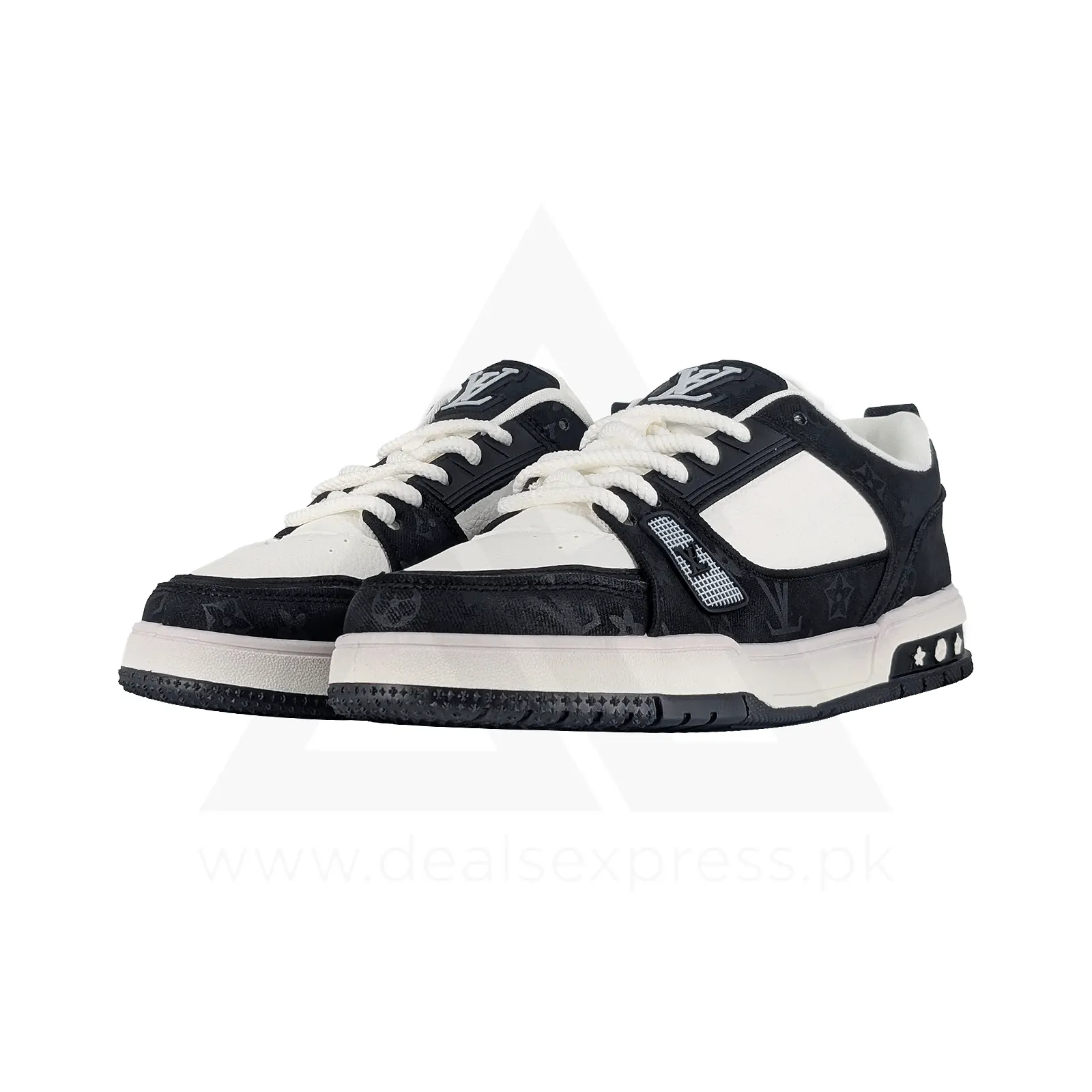 L Wee Trainer Low - Black Duo