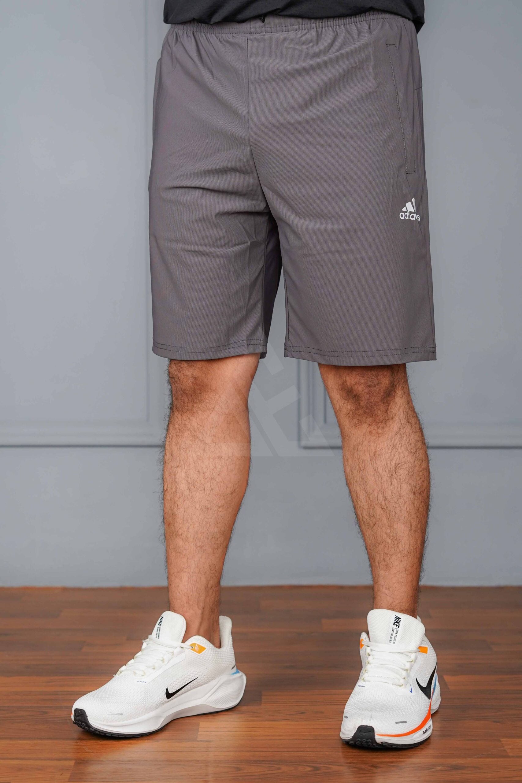Adi Short D64 - Charcoal