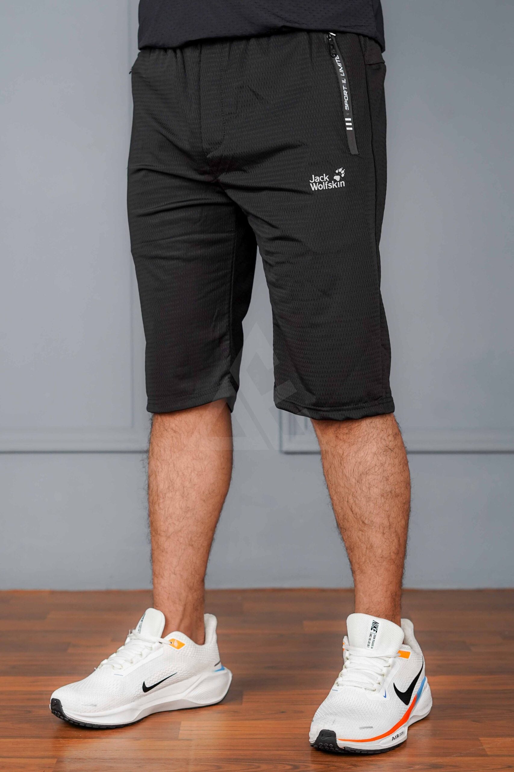 Jack Wolf Skin Drifit Zipper Short - Black 072