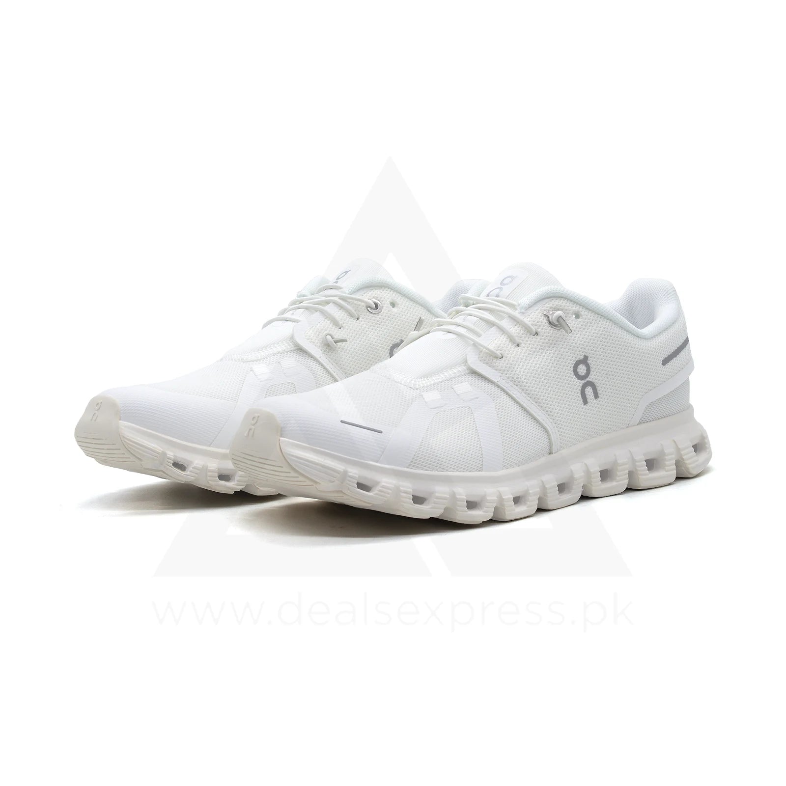 Cloud 6 - Triple White