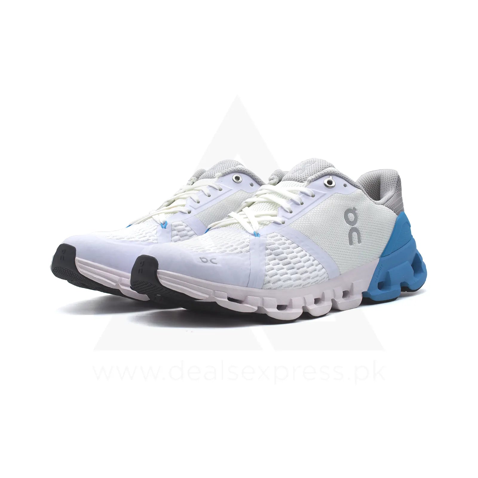 Cloud Flyer - White Blue