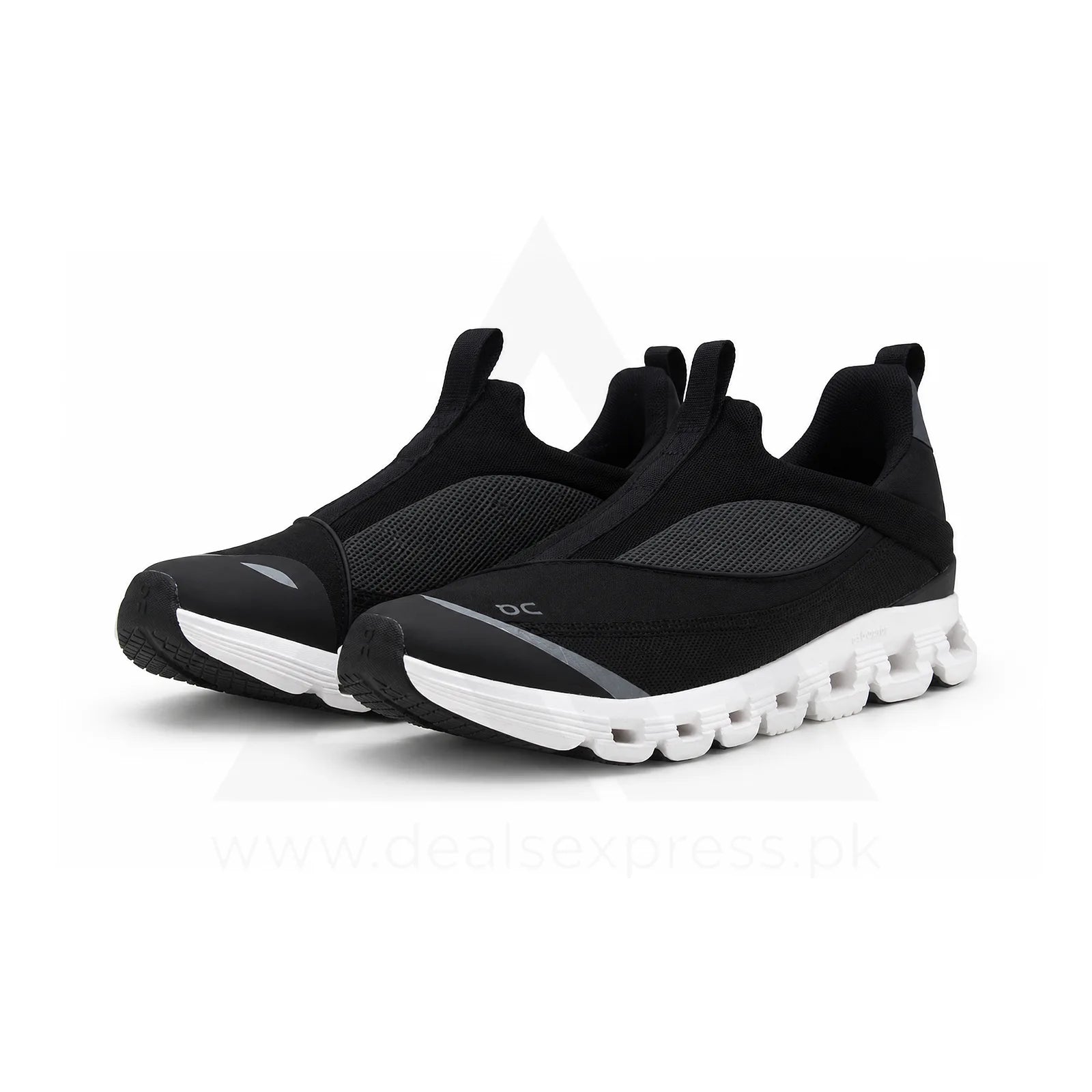 Cloud X4 Slip On - Black Duo