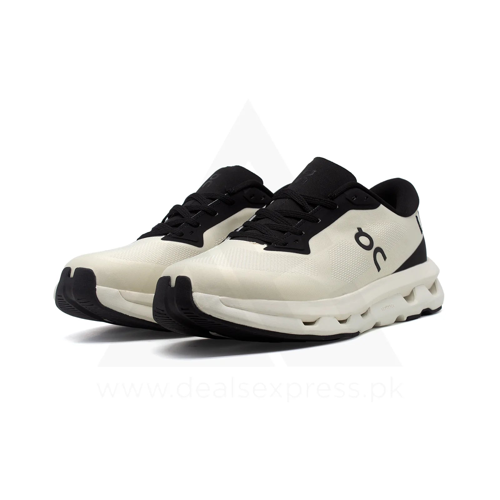 Cloud Zone - Beige Black