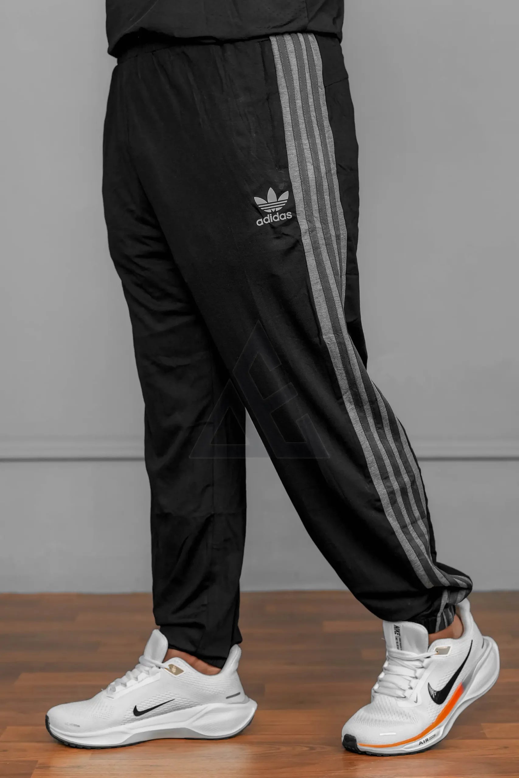 Adi Trouser T02 - Black