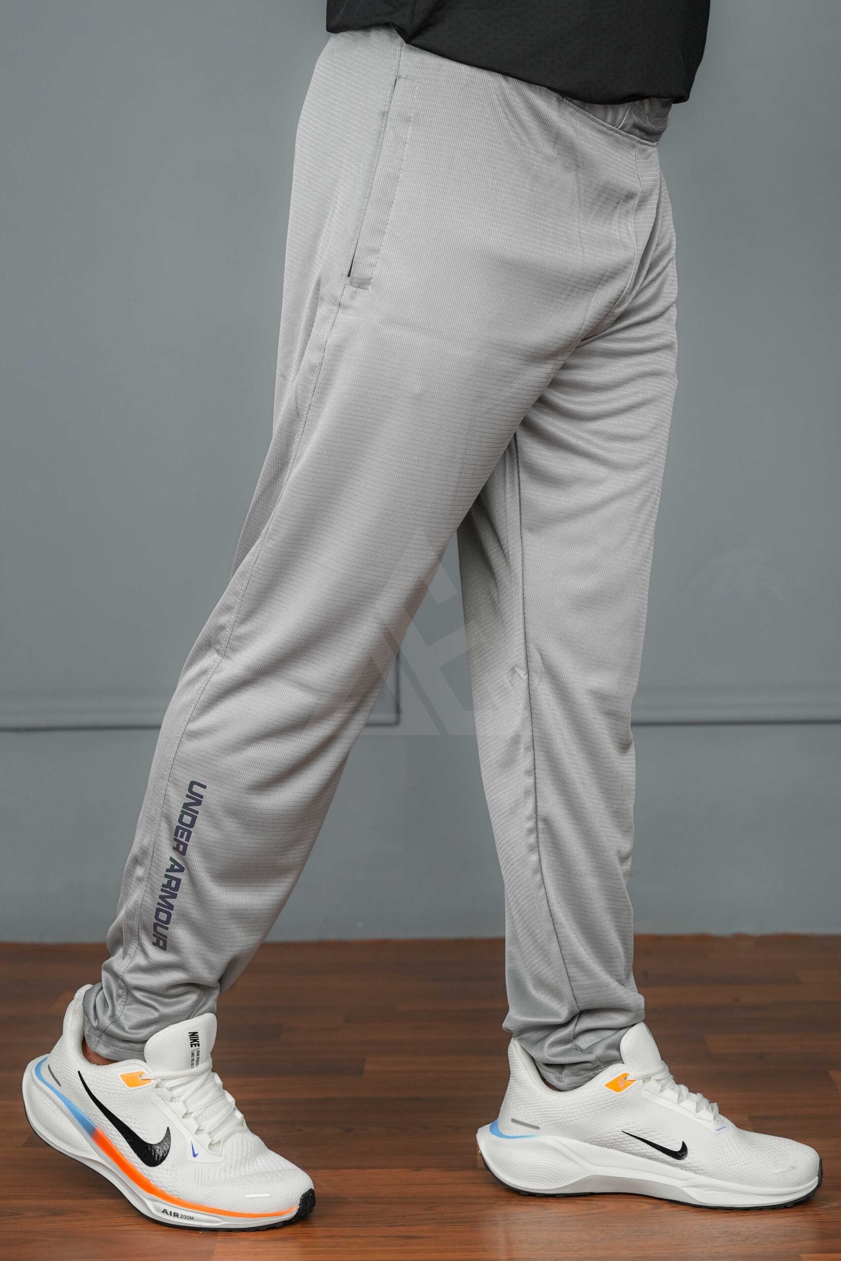 UA Liner Trouser - Grey