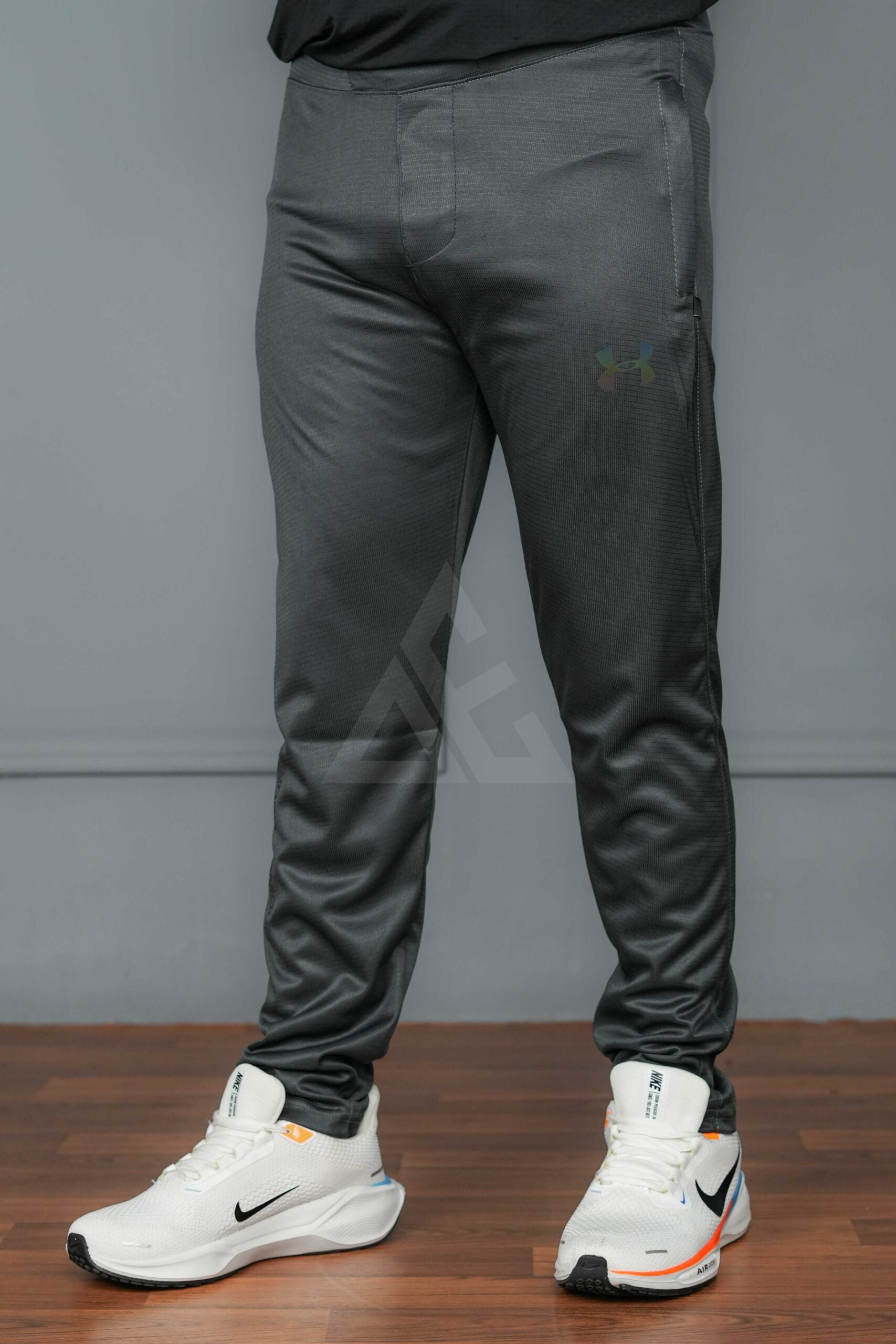 UA Liner Trouser - Charcoal