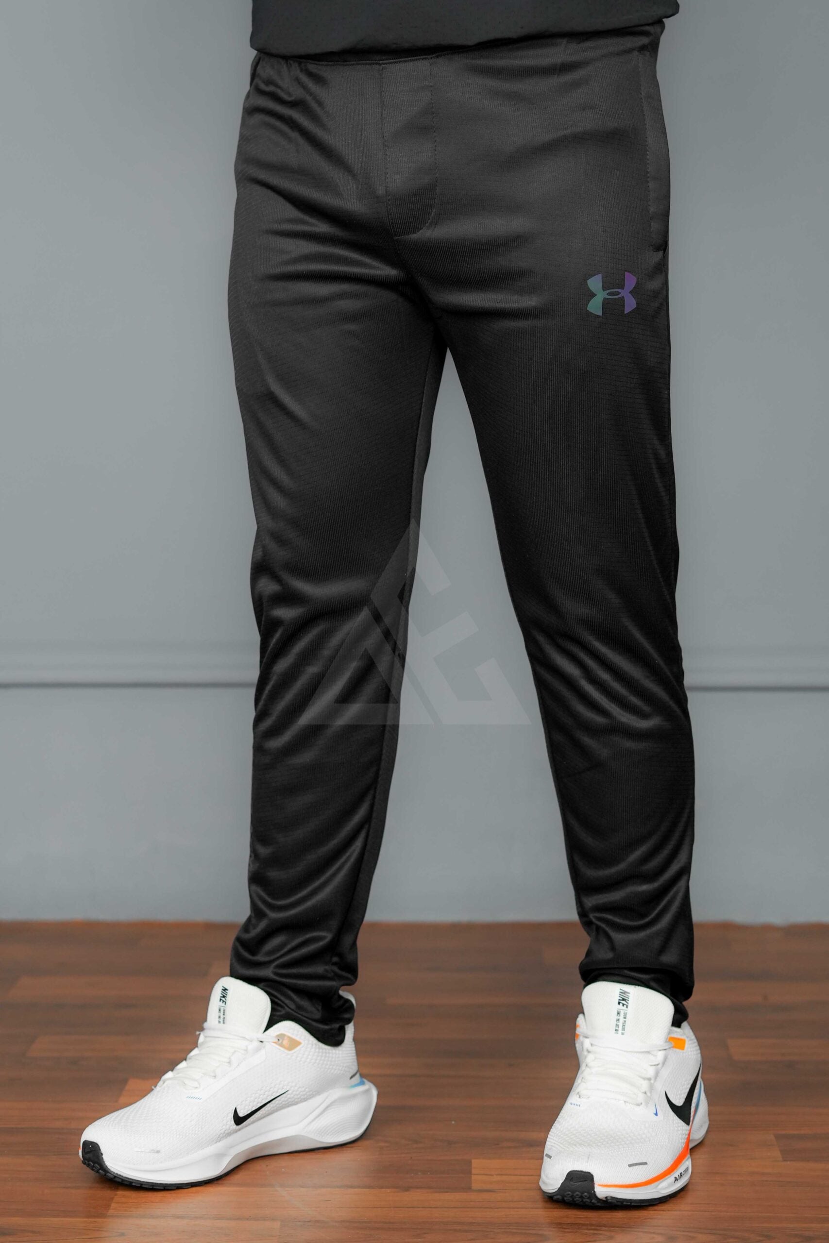 UA Liner Trouser - Black