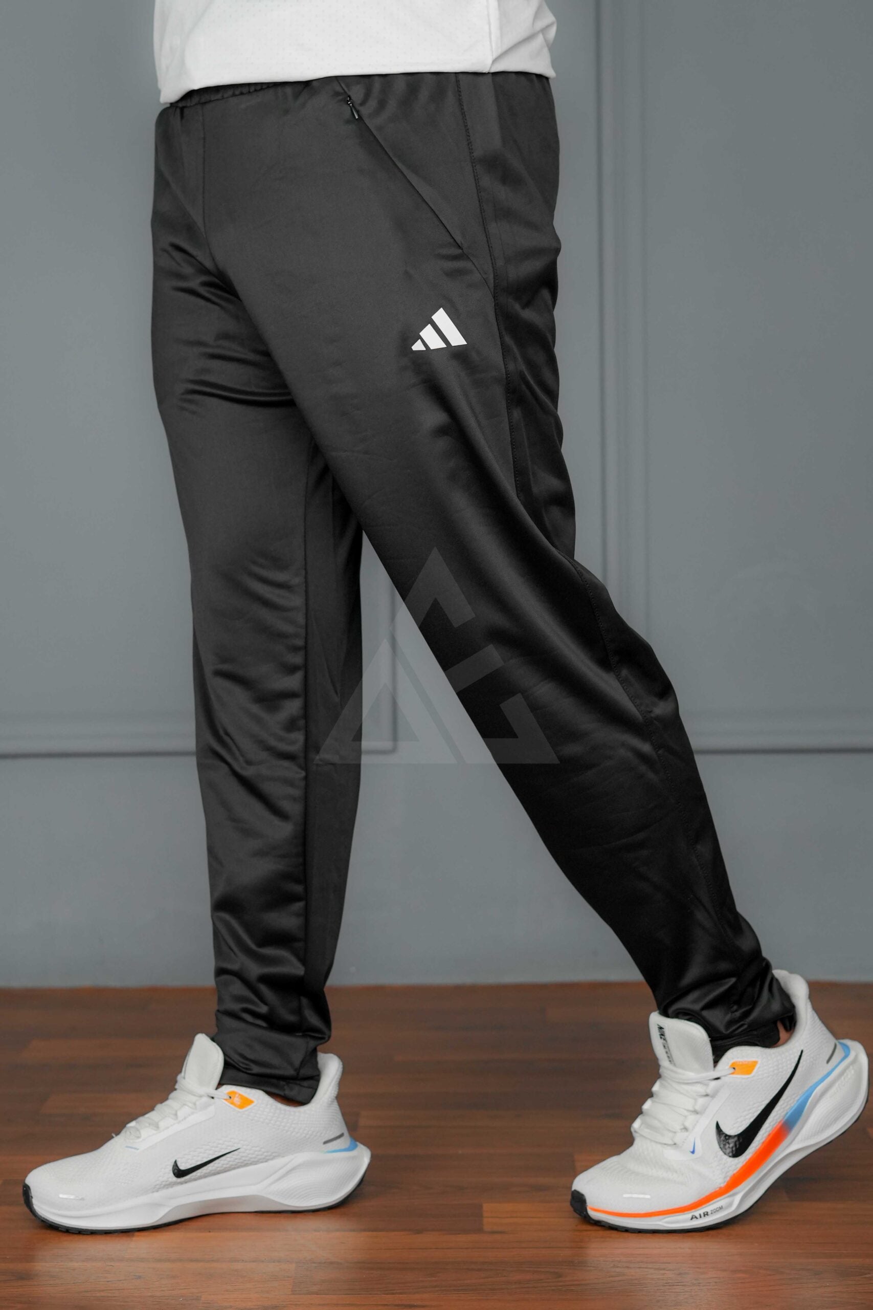 Adi Embose Drifit Trouser - Black