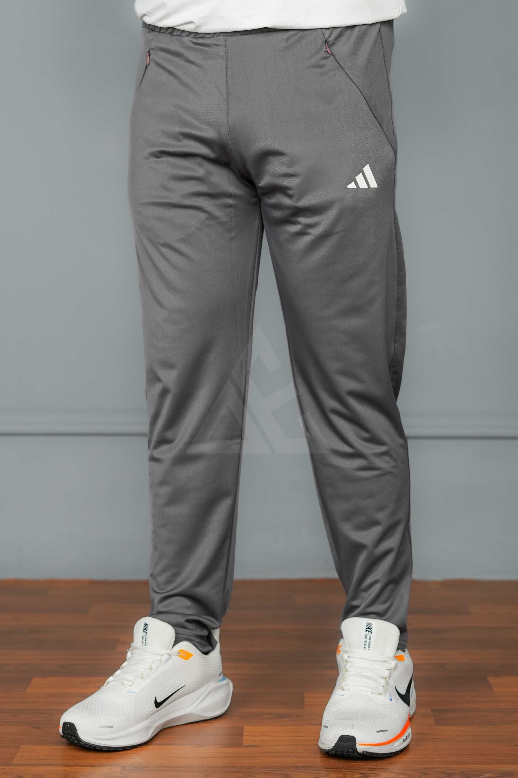 Adi Embose Drifit Trouser - Grey