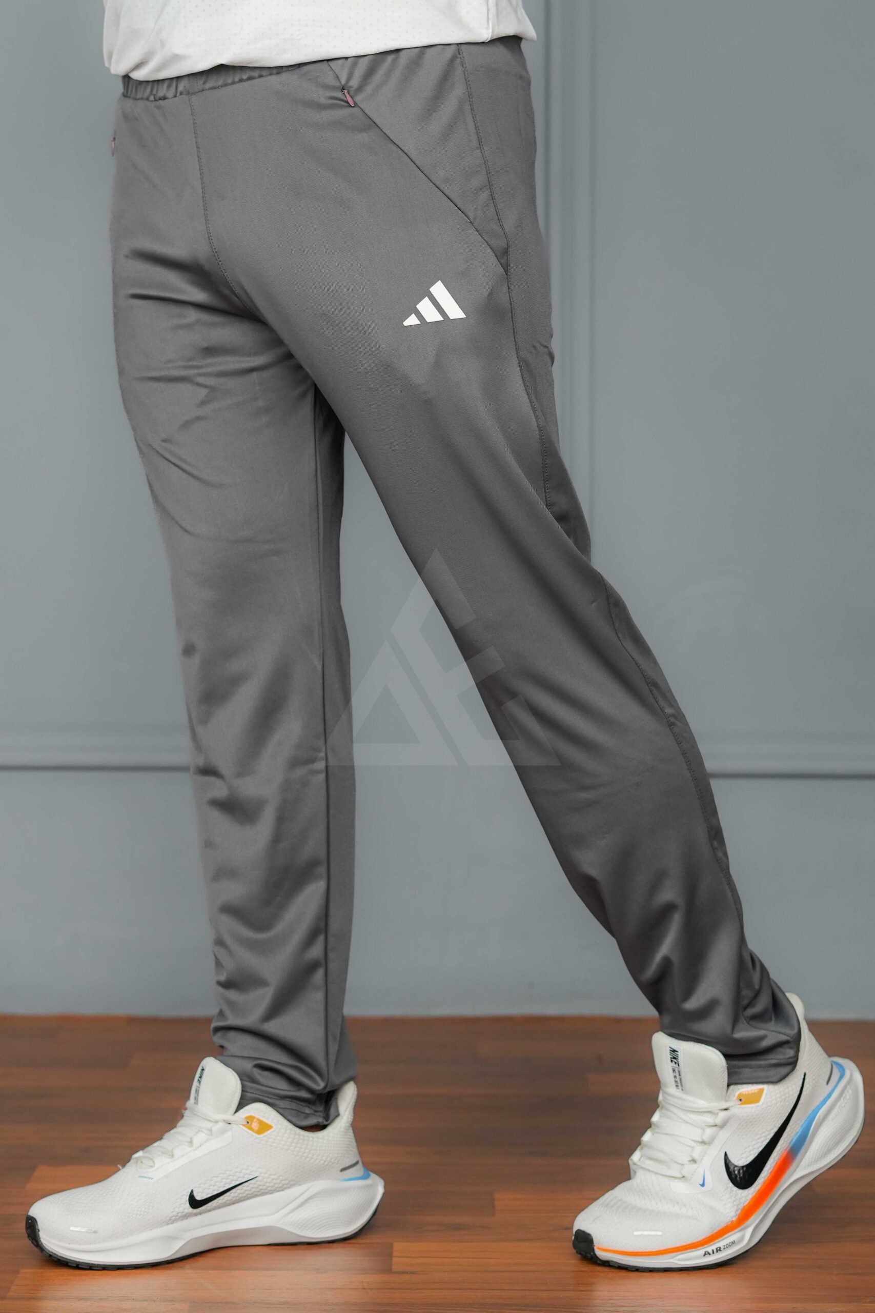 Adi Embose Drifit Trouser - Grey