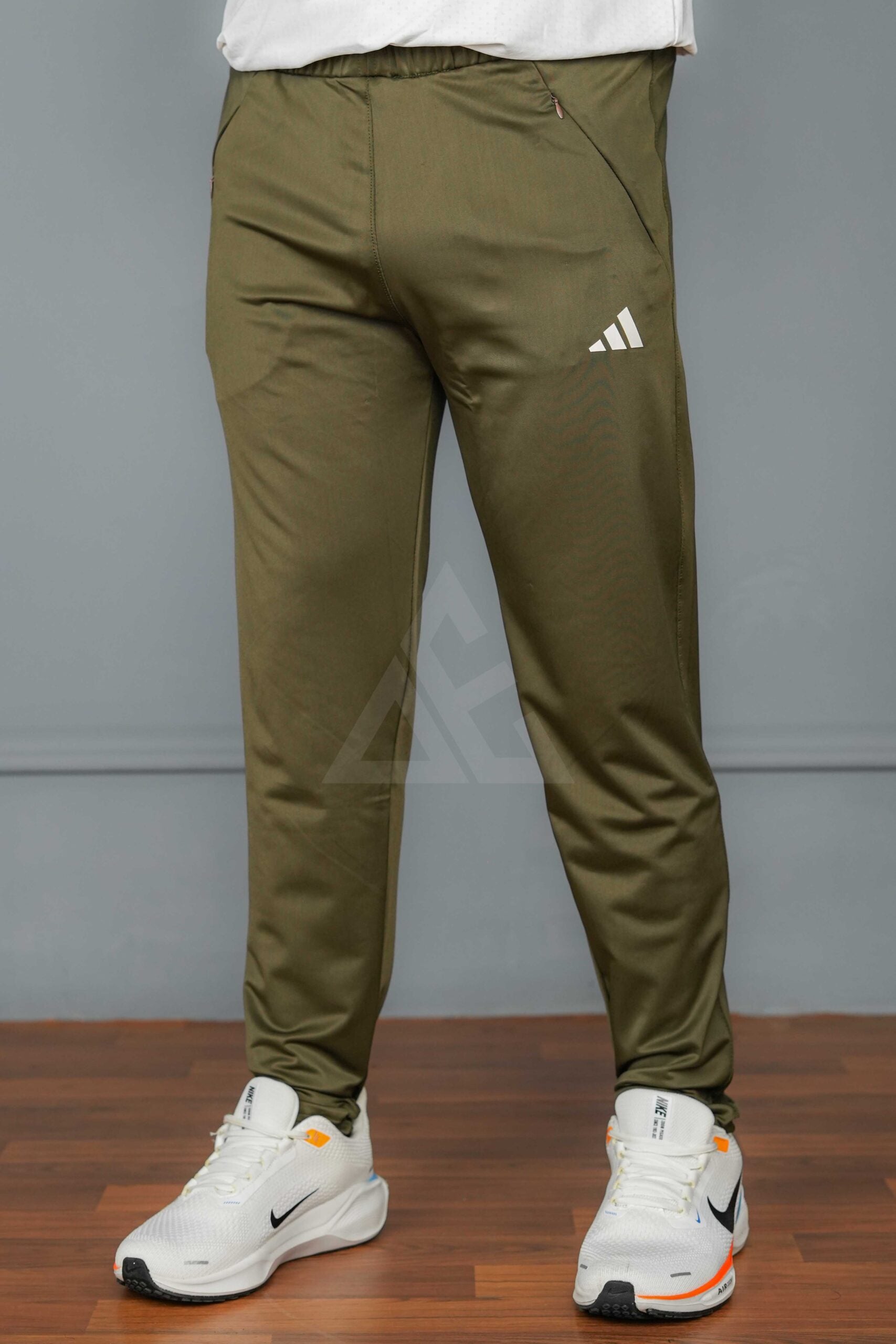 Adi Embose Drifit Trouser - Green