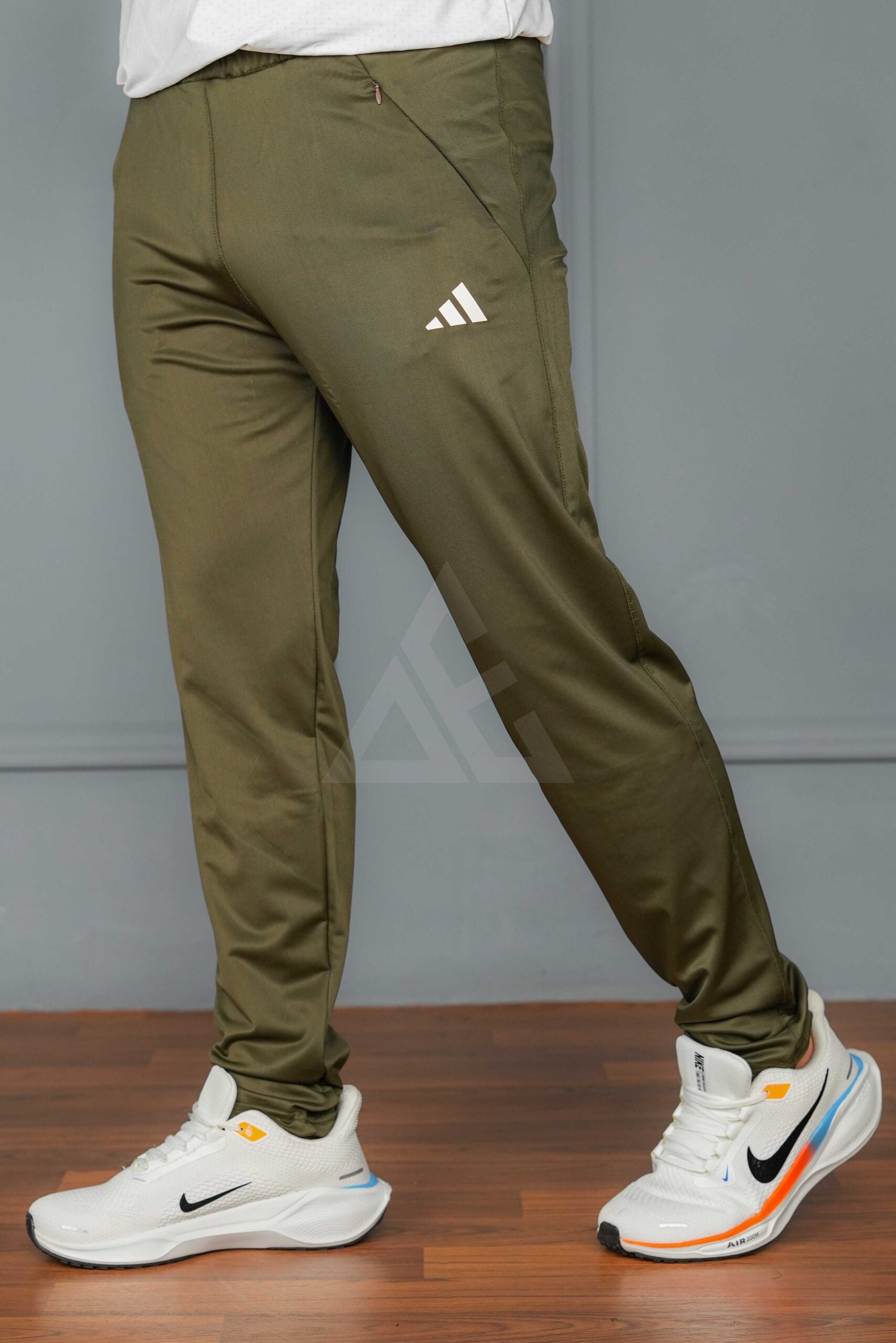 Adi Embose Drifit Trouser - Green