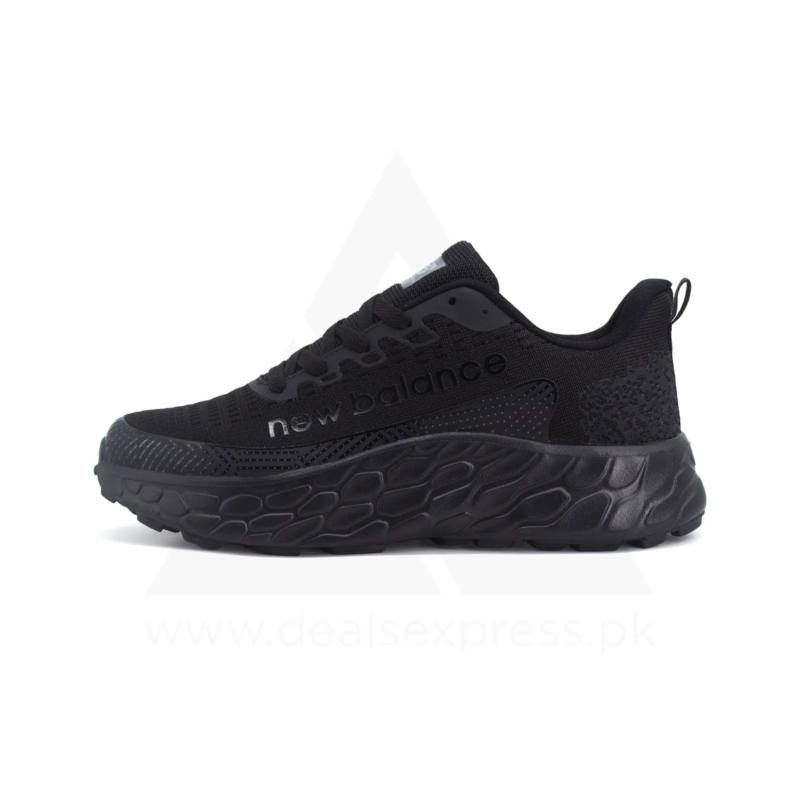 NB Fresh Foam Trail V3 - Triple Black