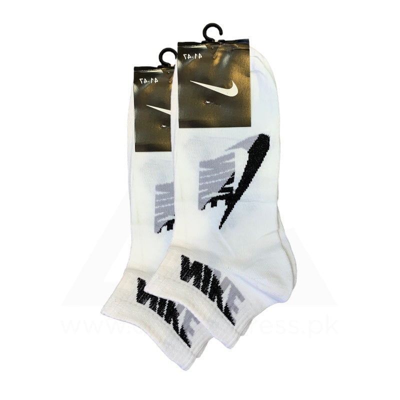 Nk - White Black S135